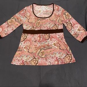 Beautiful Woman’s Gitano Top!